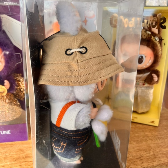 Fall In Wild Labubu - Picture 2 of 3